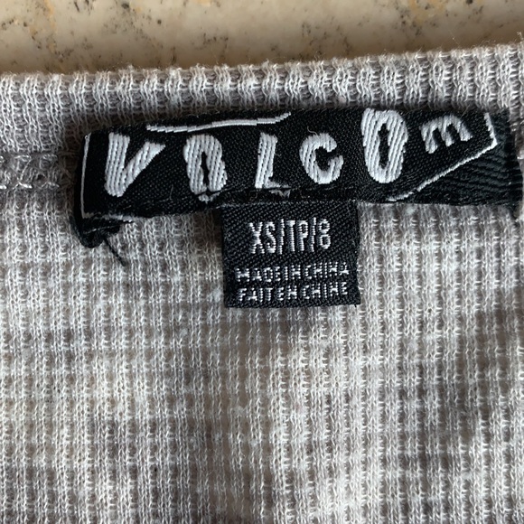 Volcom Thermal Long-sleeved, V-neck Tee Shirt - Picture 2 of 4